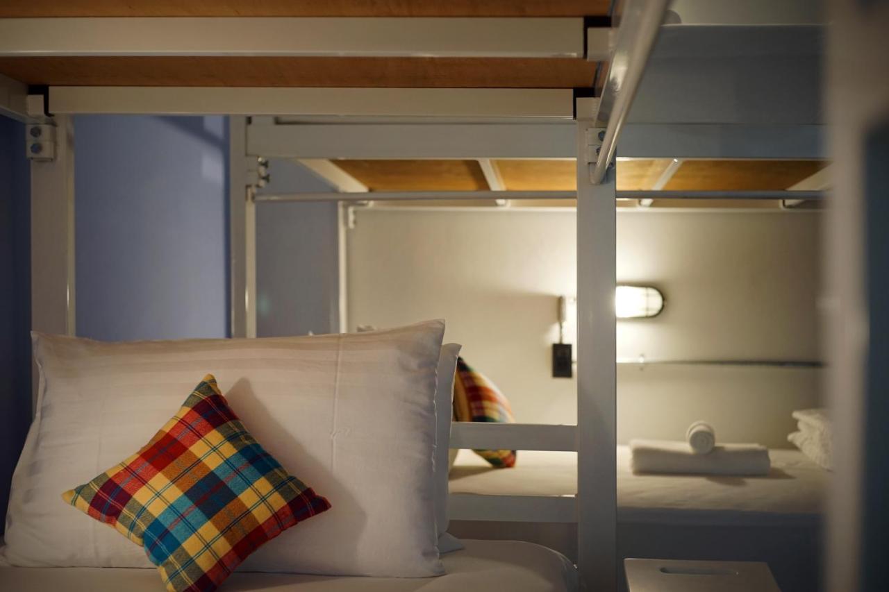 Отель Luck Esan Loft Убонратчатхани Экстерьер фото