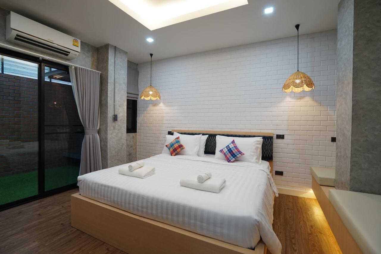 Отель Luck Esan Loft Убонратчатхани Экстерьер фото